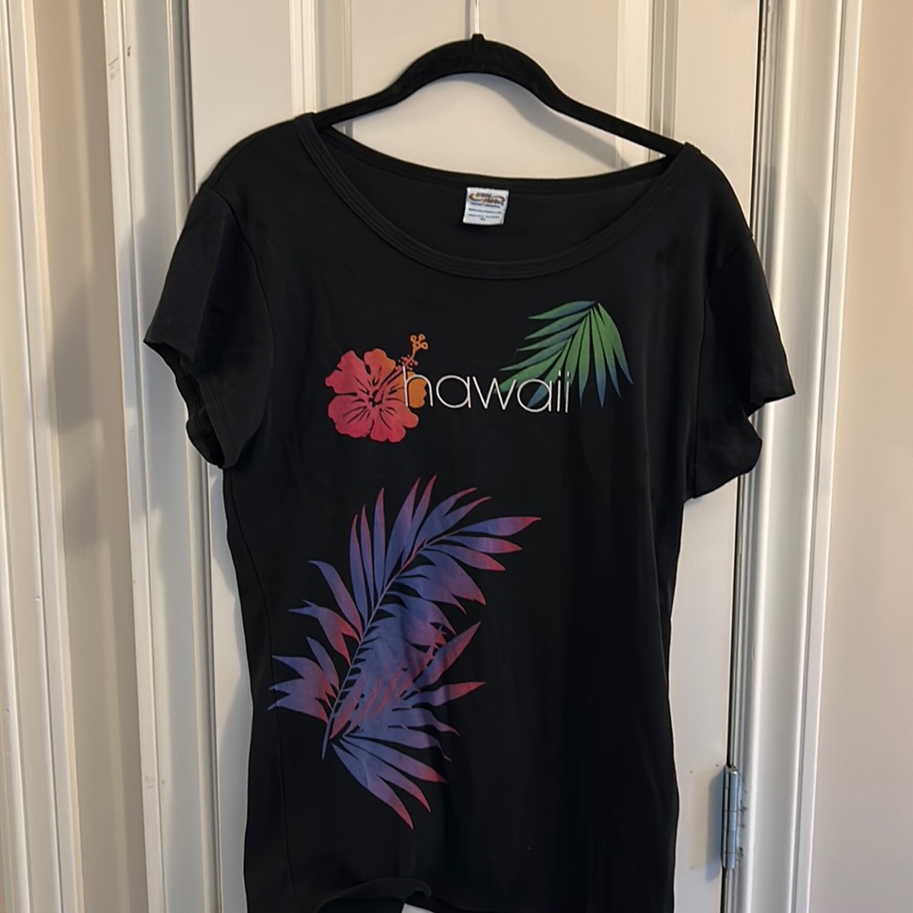 Crazy Shorts Hawaii Tee
